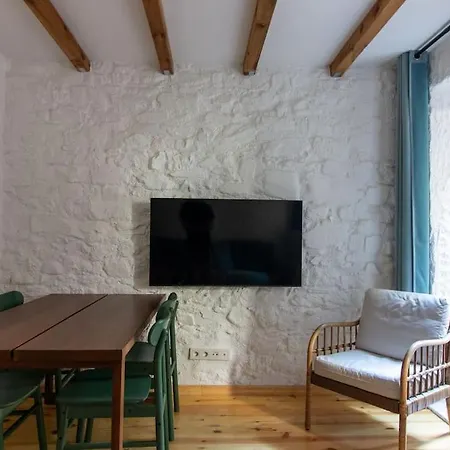 Apartamento Authentic 1br W Private Patio In Hype Cihangir *